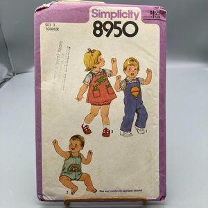Vintage Sewing PATTERN Simplicity 8950, Toddlers 1979 Overalls Jumper Panties